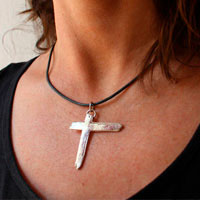 Croix d’Indochine Deluxe, pendentif Paradize du groupe de rock en argent