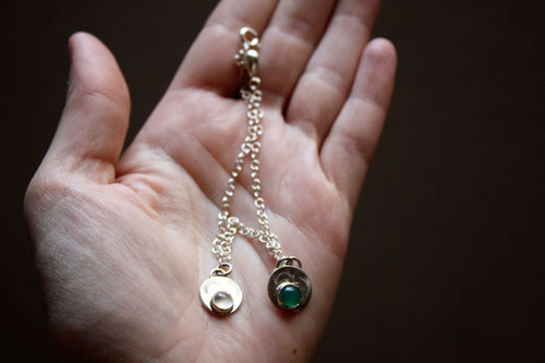 Pluie du printemps, bracelet en argent, pierre de lune et agate verte