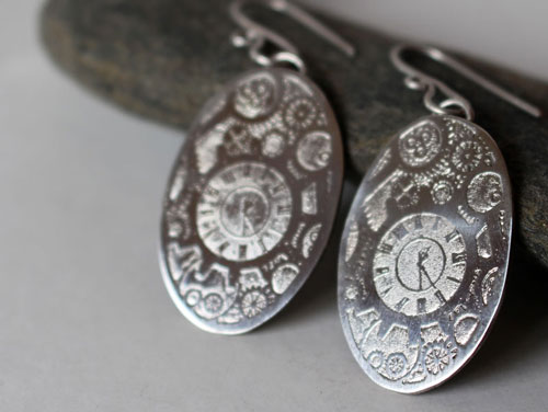 Aiguilles mécaniques, boucles d’oreilles ovales engrenages steampunk en argent