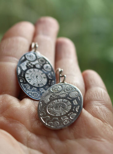 Aiguilles mécaniques, boucles d’oreilles ovales engrenages steampunk en argent