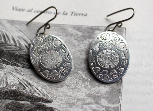 Aiguilles mécaniques, boucles d’oreilles ovales engrenages steampunk en argent