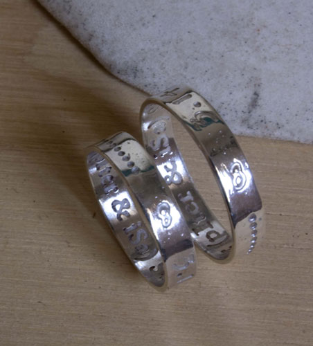 Alliances PI, bague personnalisée symboles d’infini en argent