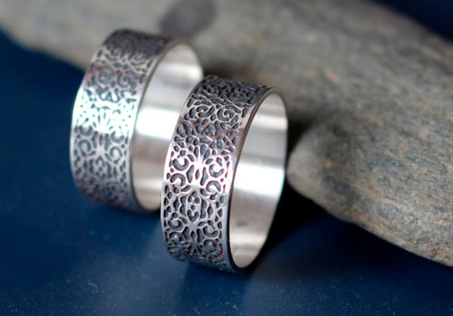 Alliances victoriennes, bague de mariage d’arabesques en argent