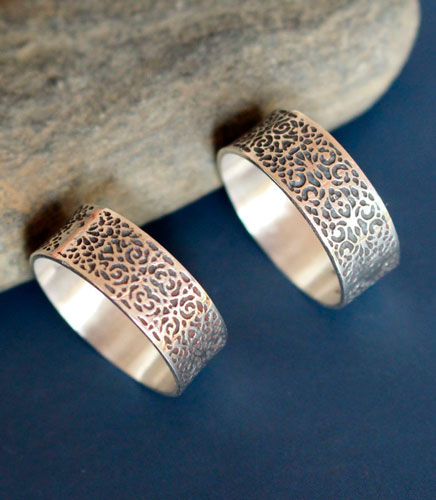 Alliances victoriennes, bague de mariage d’arabesques en argent