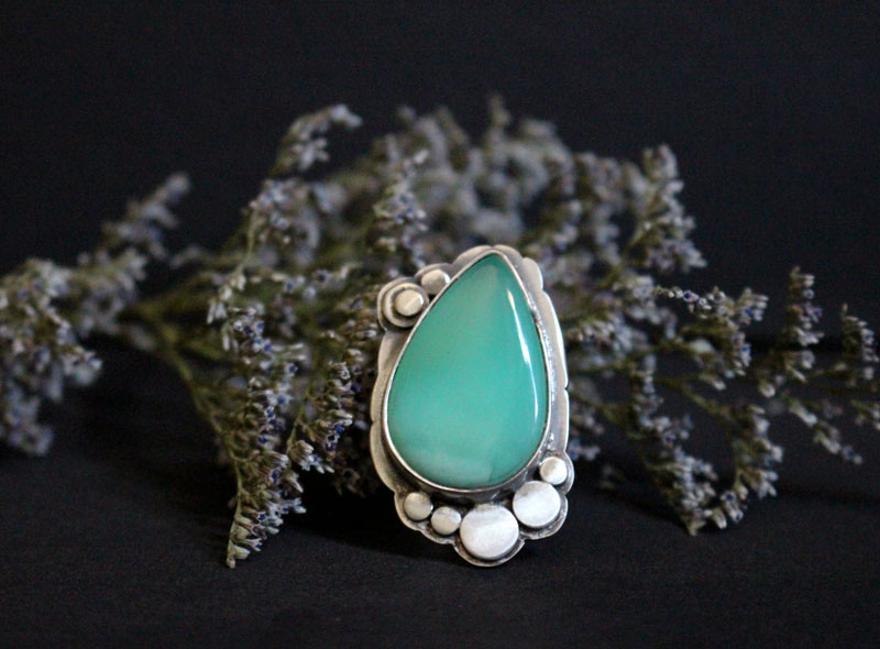 Au Royaume de la nature, bague cachemire en argent et chrysoprase