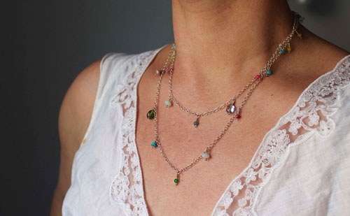 Berlingot, sautoir, collier, chaîne de cheville, bracelet en argent, turquoise, amazonite, jade, quartz, tourmaline rose et tourmaline verte