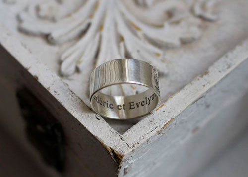 Destinée, alliances gravées, bague nature bohème en argent