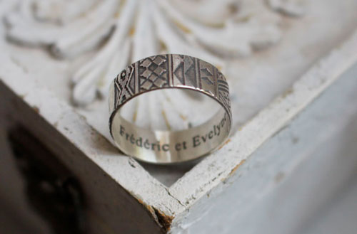 Destinée, alliances gravées, bague nature bohème en argent