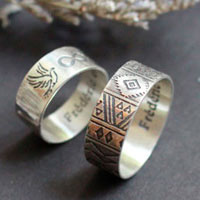Destinée, alliances gravées, bague nature bohème en argent