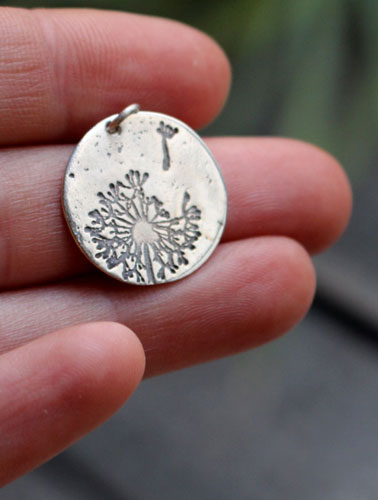 Fais un vœu, pendentif aigrettes de pissenlit en argent