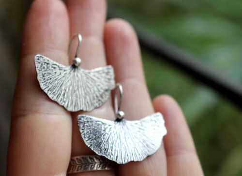 Feuille de Ginkgo, boucles d’oreilles plante médicinale en argent