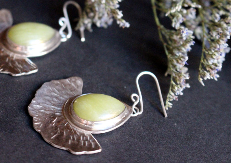 Feuilles du soleil, boucles d’oreilles feuille de ginkgo en argent et aventurine