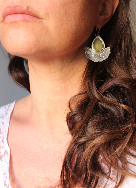 Feuilles du soleil, boucles d’oreilles feuille de ginkgo en argent et aventurine