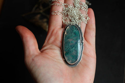 l’amour donne des racines, collier romantique en argent et agate mousse
