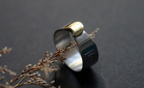 L’anneau de la druidesse, bague lune celtique en argent et laiton
