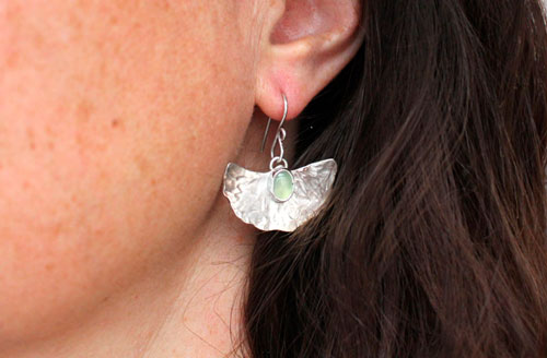 Lis d’étang, boucles d’oreilles feuilles de nénuphar en argent et chrysoprase