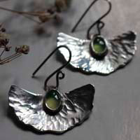 Lis d’étang, boucles d’oreilles feuilles de nénuphar en argent et chrysoprase