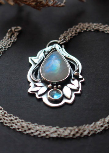 Luinil, collier elfique en argent, zircon bleu et pierre de lune arc-en-ciel 