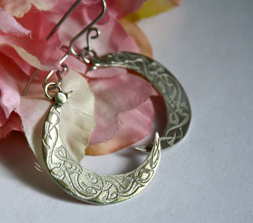 Lune celtique, boucles d’oreilles celte croissant de lune en argent