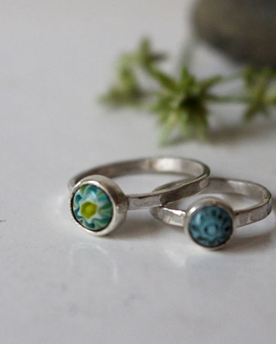 Mère et fille, bague famille en argent avec cabochon millefiori de verre