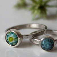 Mère et fille, bague famille en argent avec cabochon millefiori de verre