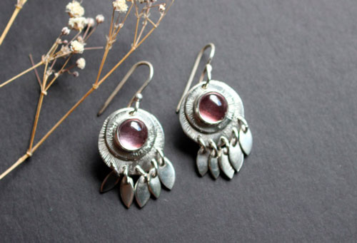 Nova corindon, boucles d’oreilles astronomie en argent et corindon rose