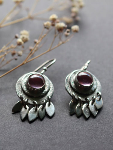 Nova corindon, boucles d’oreilles astronomie en argent et corindon rose