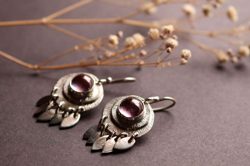 Nova corindon, boucles d’oreilles astronomie en argent et corindon rose