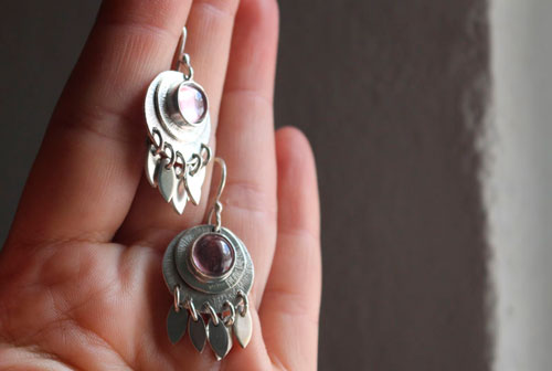 Nova corindon, boucles d’oreilles astronomie en argent et corindon rose