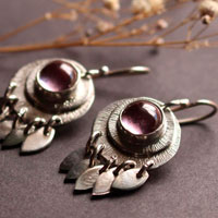 Nova corindon, boucles d’oreilles astronomie en argent et corindon rose