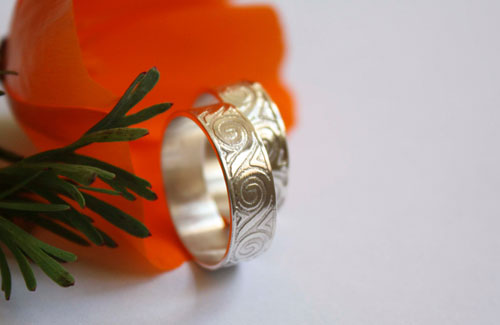 Océanide, bague de mariage de vagues grecques en argent