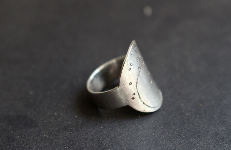 Petite planète, bague gravée du petit prince en argent