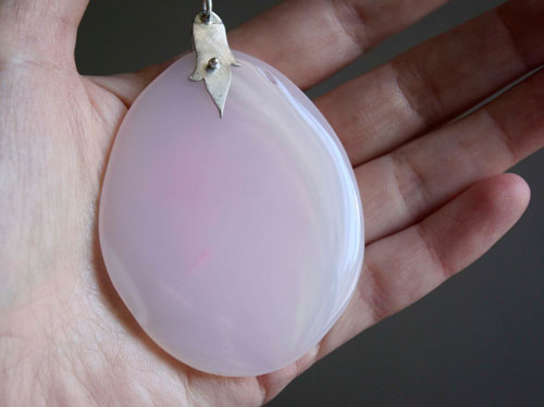Rose thé, pendentif en argent et quartz rose