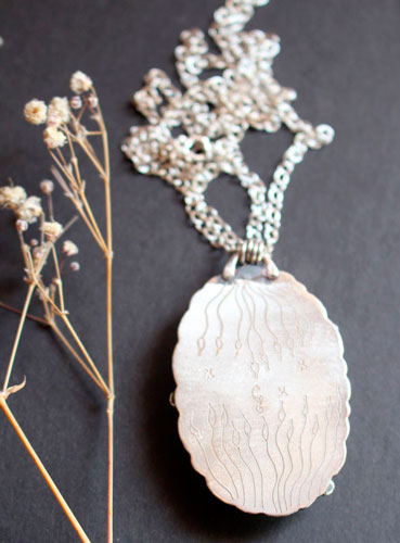 Seraphina, collier baroque en argent et préhnite