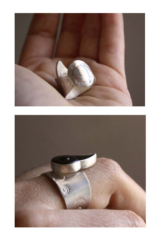 Snigill, bague escargot en argent et obsidienne arc-en-ciel