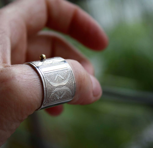 Touareg, bague tribal ethnique africaine en argent et laiton