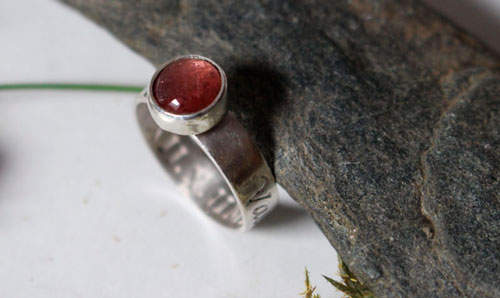 Valentina, bague pierre de naissance en argent et tourmaline rose