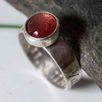 Valentina, bague pierre de naissance en argent et tourmaline rose