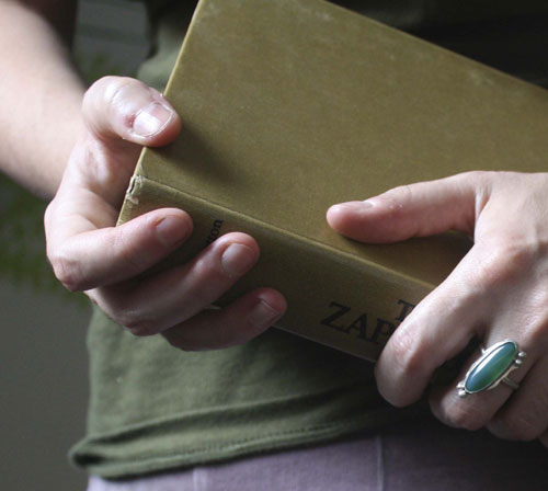 Zéphyrine, bague en argent et agate verte