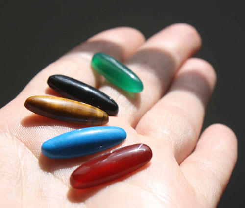 Zéphyrine, bague en argent et pierre semi-précieuse (onyx, oeil de tigre, howlite, agate rouge, agate verte) (onyx, œil de tigre, howlite turquoise, agate rouge foncé ou agate verte)