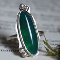 Zéphyrine, bague en argent et pierre semi-précieuse (onyx, oeil de tigre, howlite, agate rouge, agate verte)