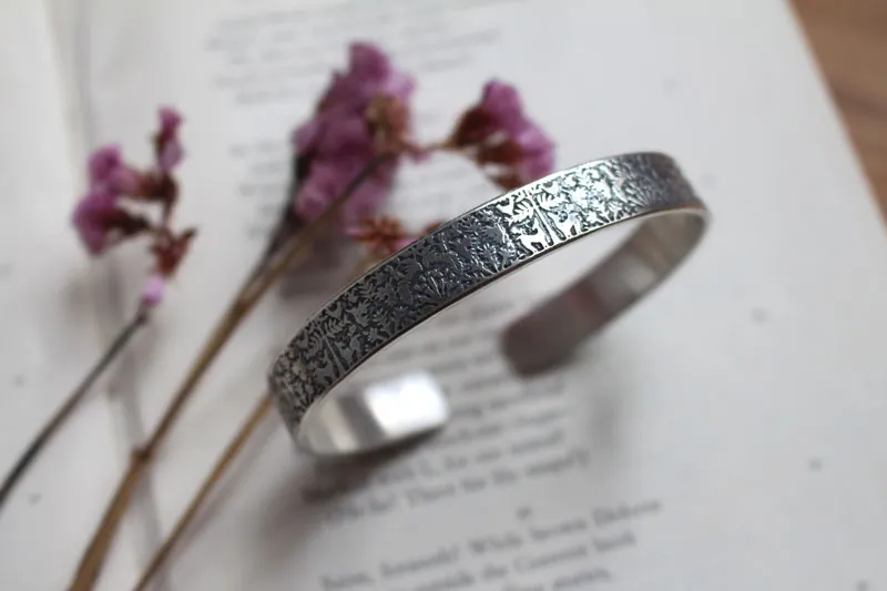 À la lisière d’un rêve, bracelet otomi du mexique en argent