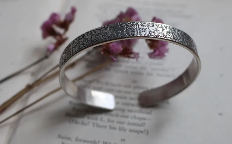 À la lisière d’un rêve, bracelet otomi du mexique en argent