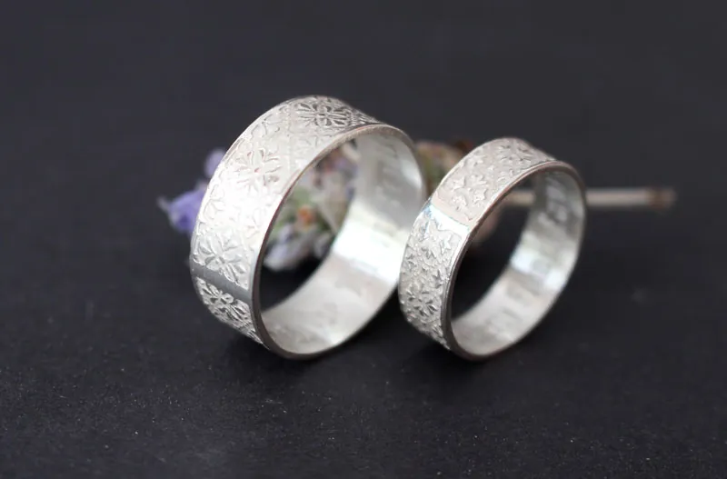 Alliances Esmée, bague mariage médiévale en argent