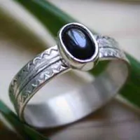 Ancolie, bague amour du langage des fleurs en argent et onyx