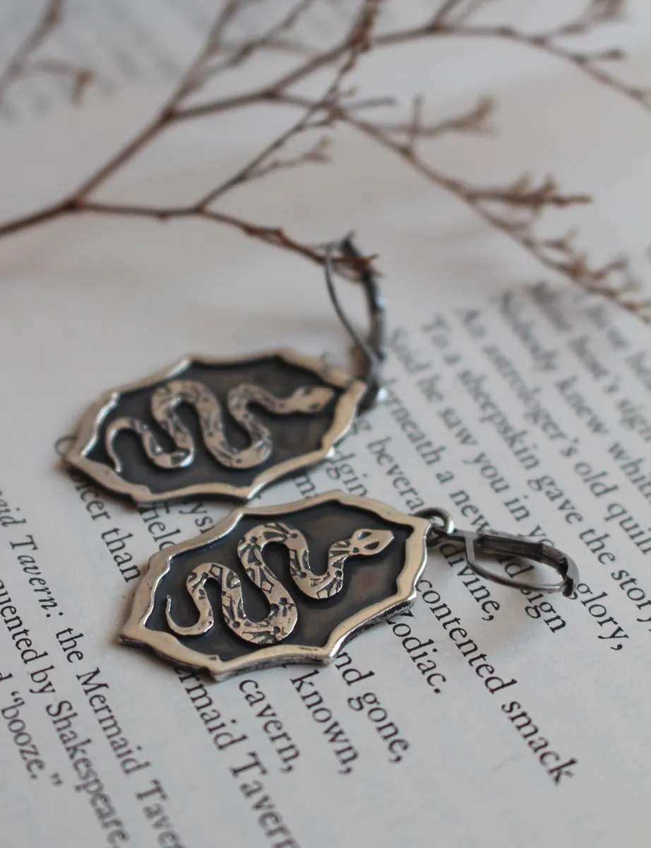 Asclépios, boucles d’oreilles serpent de la mythologie grecque en argent