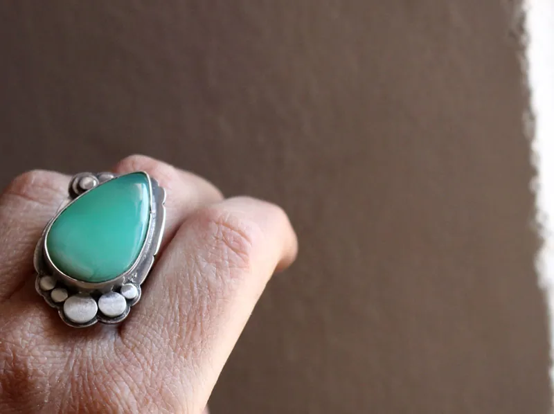 Au royaume de la nature, bague cachemire en argent et chrysoprase