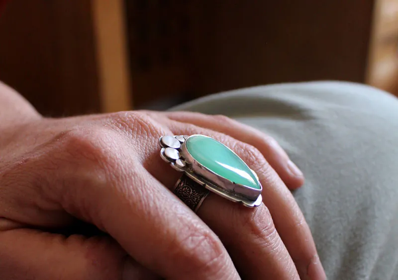 Au royaume de la nature, bague cachemire en argent et chrysoprase