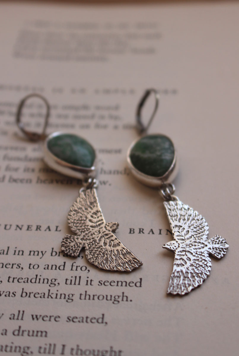 Aussi loin que le vent te portera, boucles d’oreilles aigle en argent et jaspe