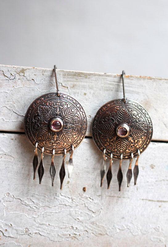 Alissandre, boucles d’oreilles feuilles en argent et zircon